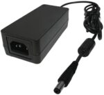 محول طاقة عالمي لأجهزة اللابتوب OG UV9090 (من 12 إلى 24 فولت – 34 رأس مختلف) - Image 2