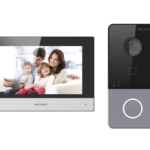 مجموعة إنتركم فيديو IP للفلل والمنازل زر واحد -هيكفيجن DS-KIS603-P